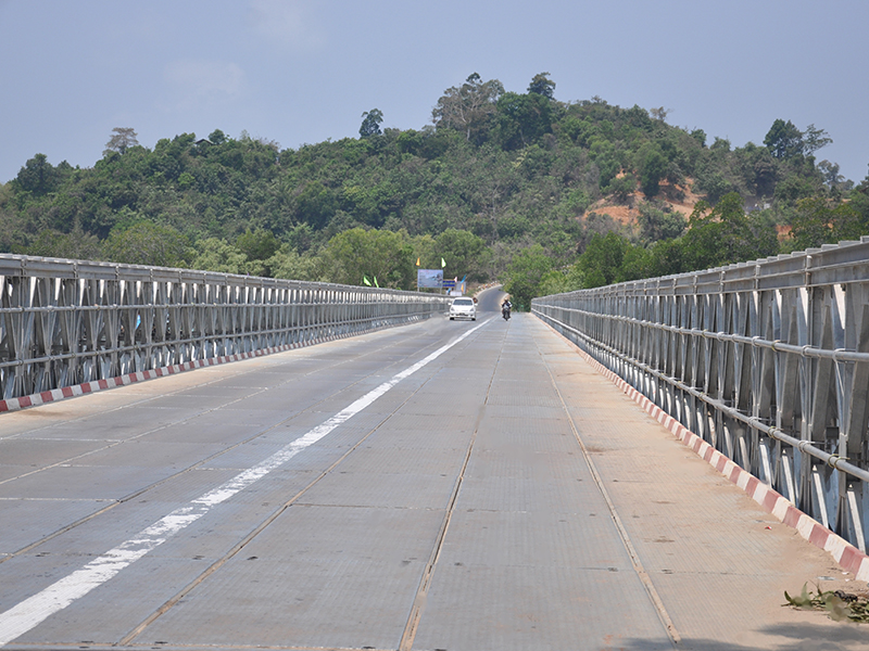 200-typ 1000FT TSR dvojpruhový pozinkovaný bailey most v Mjanmarsku