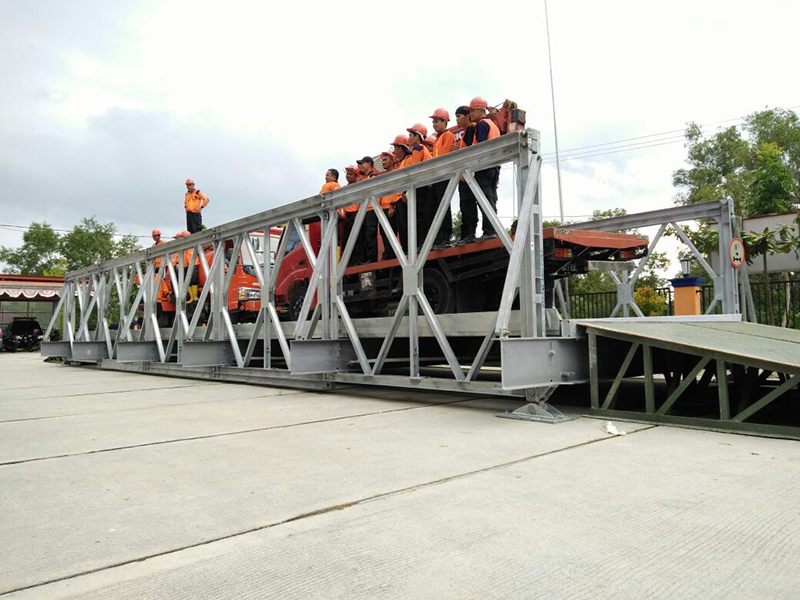 200-Type 15.24m single lane SSR galvanized bailey bridge