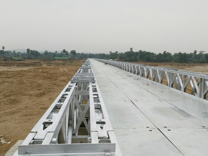 Compact-100 240FT DS single lane(3.15m)galvanized bailey bridge in Myanmar